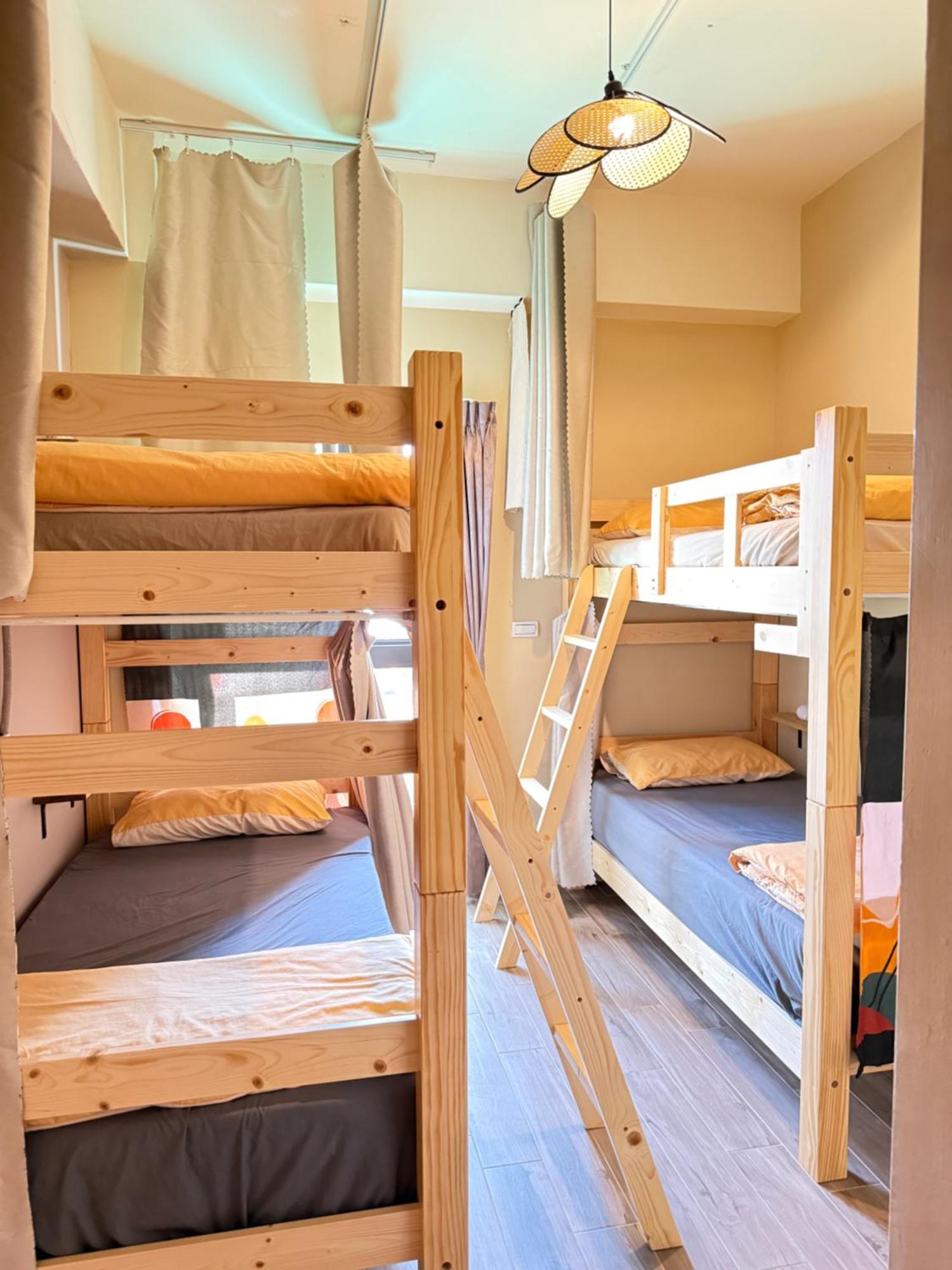 Dreamy Nomads Hostel日月潭背包客 Yuchi Exteriör bild